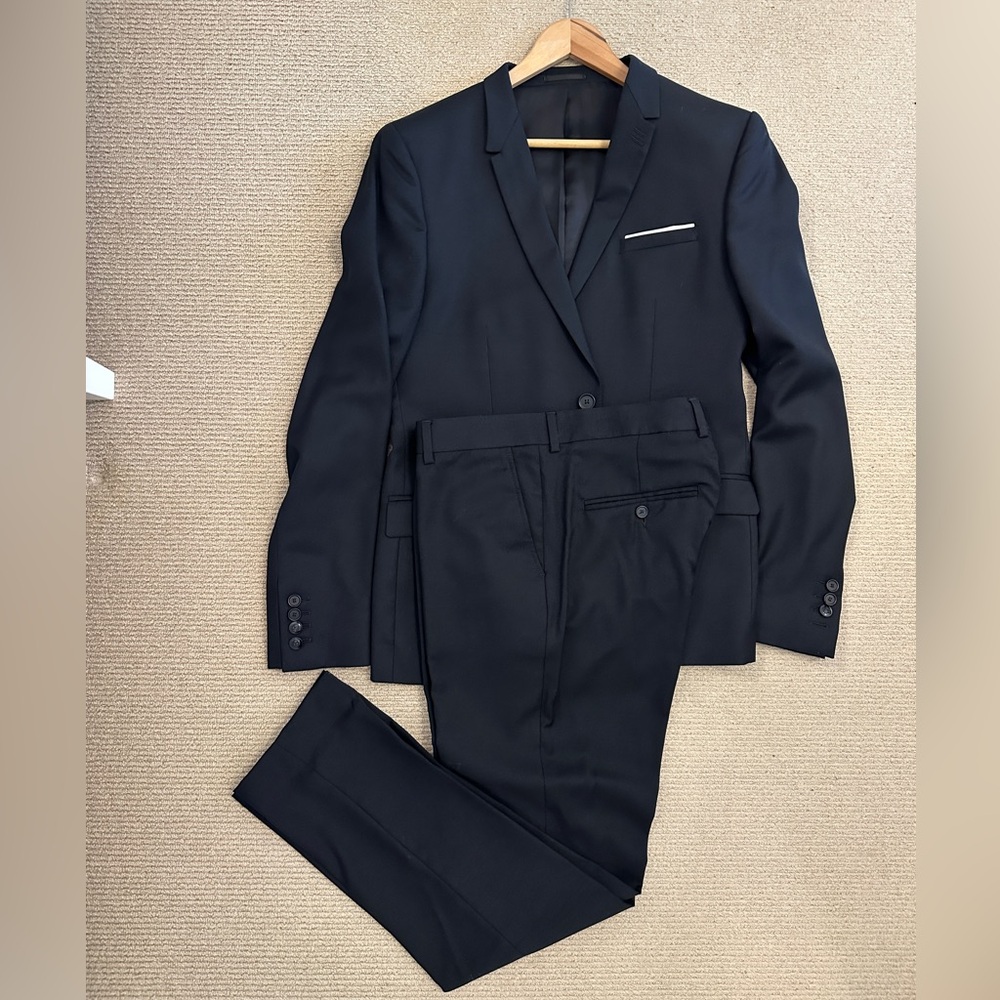 The Kooples Men - Black Suit - size Medium